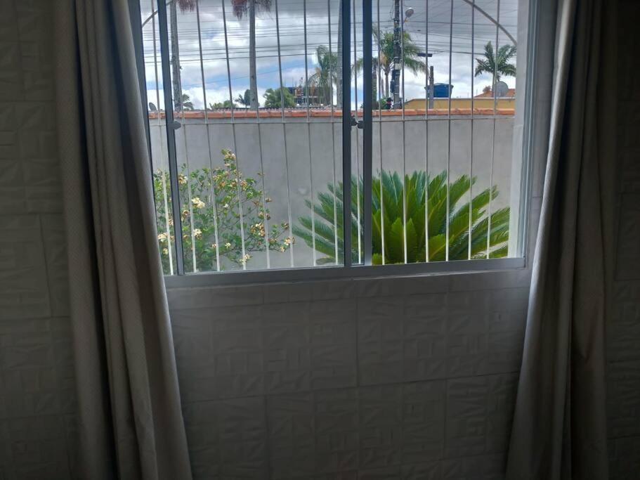 Casa agradável em Camboriú com estacionamento no pátio Villa Exterior foto