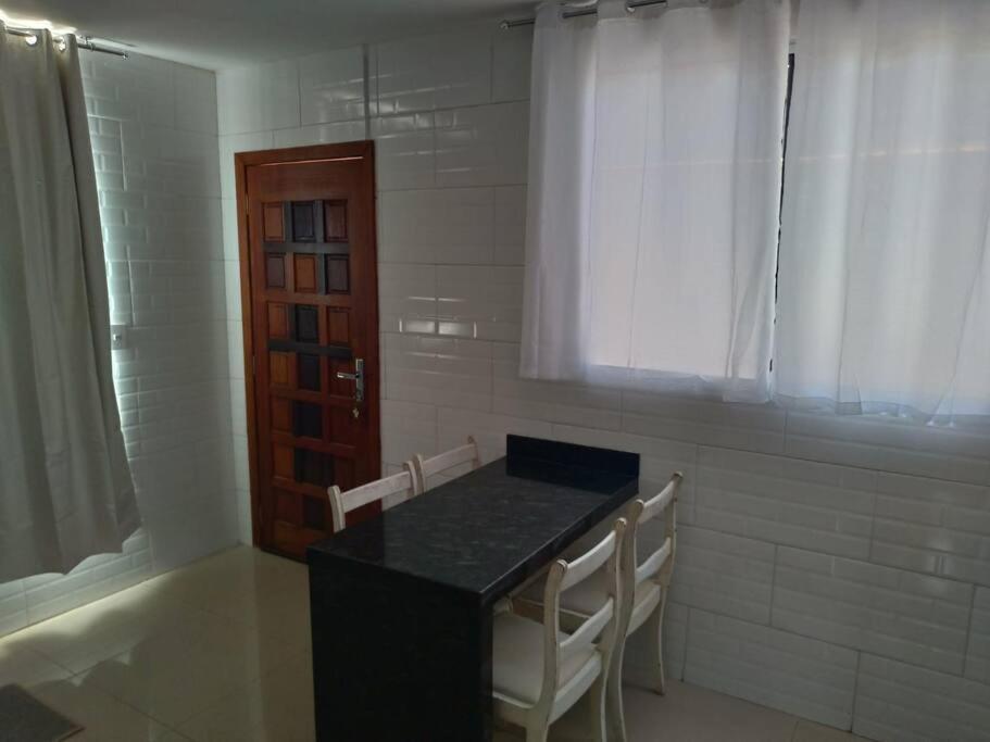 Casa agradável em Camboriú com estacionamento no pátio Villa Exterior foto